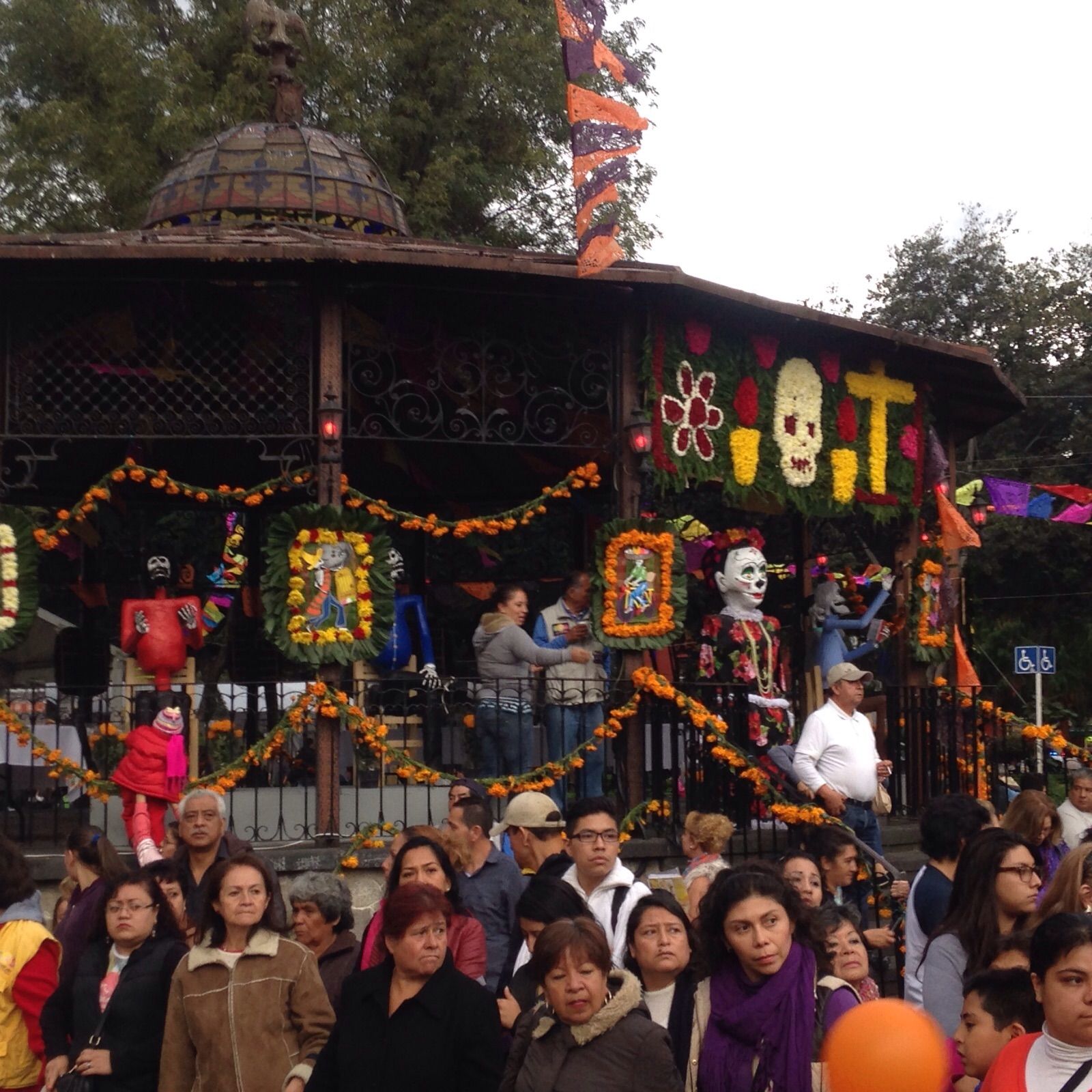 Con Pan Atole Y Tamales Inicia Festival De D A De Muertos En Coyoac N