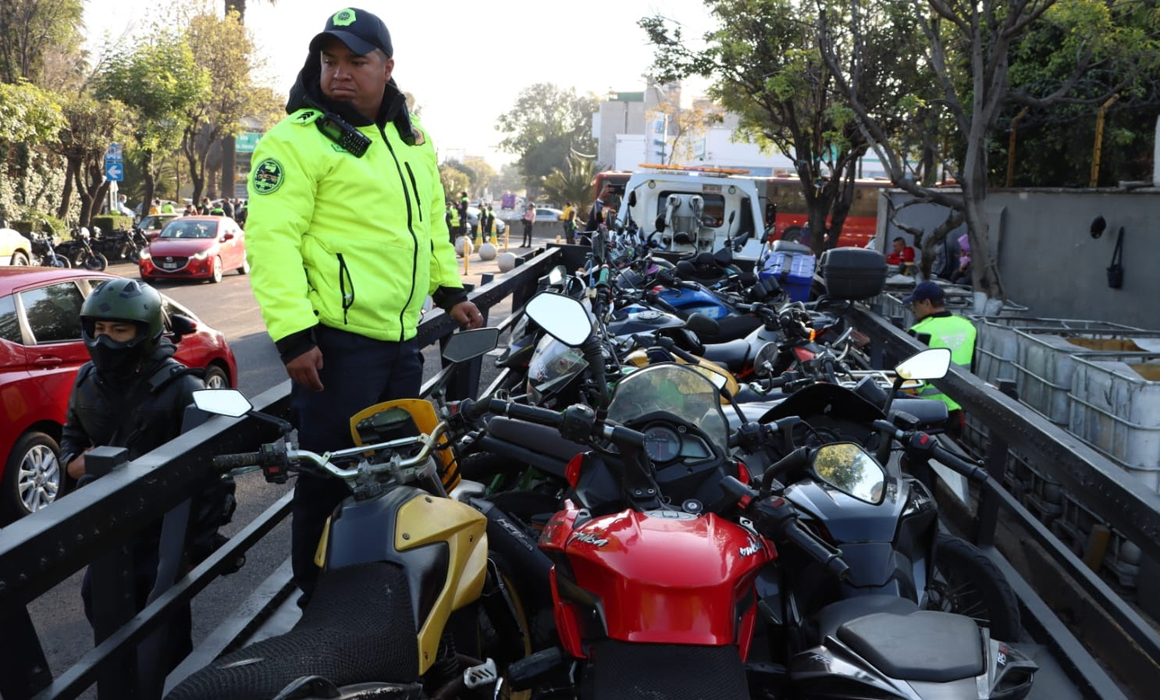 Infraccionan a 383 motociclistas durante 8 dispositivos en 3 días