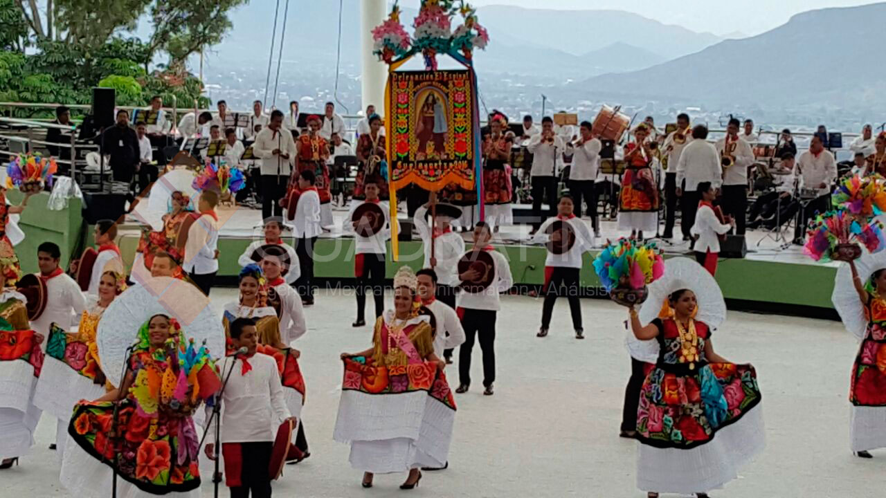 Exitosa primera edición de Lunes del Cerro en Oaxaca