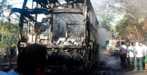 incendio autobus oaxaca