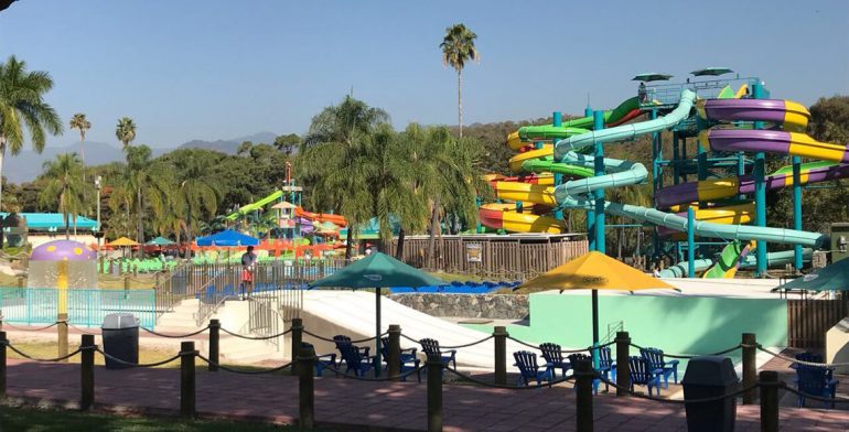 Vuelve diversión a parque acuático Six Flags Hurricane ...