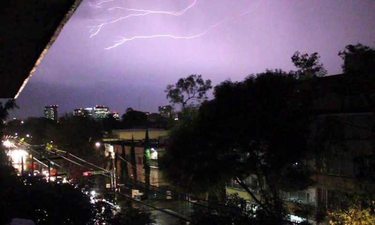 Posible actividad eléctrica y caída de granizo, prevén en CDMX