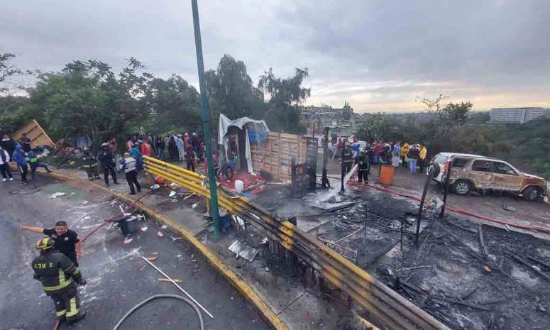 Arden viviendas en Álvaro Obregón tras desalojo