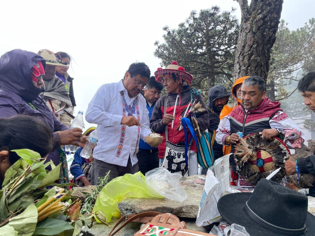 Los mixes de Oaxaca se hermanaron con los pueblos wixárika, náayeri, o´dam y au´dam. Foto: INPI