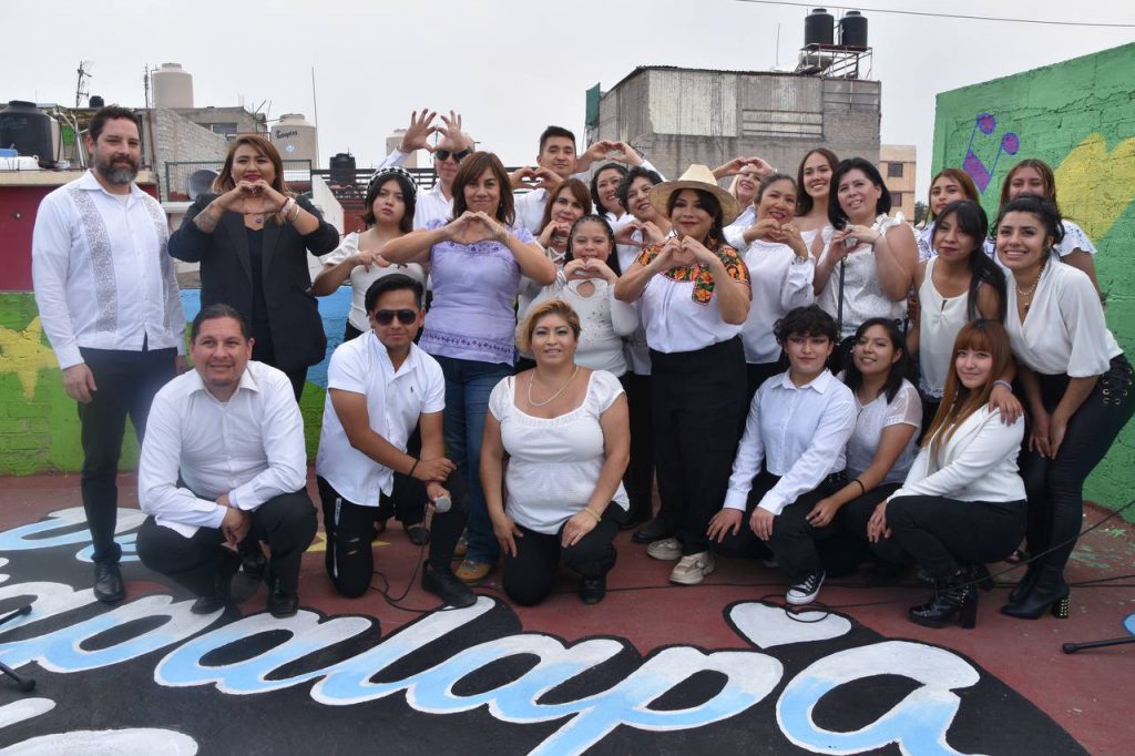 La presentación de los Ángeles Azules es muy esperada por la población en general.