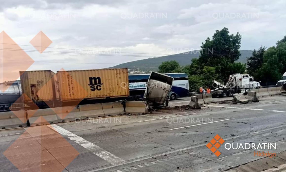 Tren Arrolla Camioneta En Hidalgo