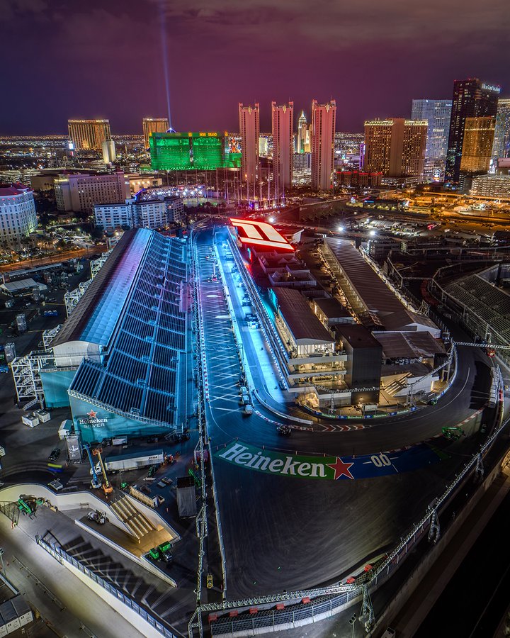 Checo Pérez intentará afianzar el subcampeonato de pilotos en Las Vegas: Foto: F1 Las Vegas