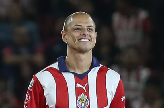 Chicharito Llega A Chivas En Una Histórica Presentación