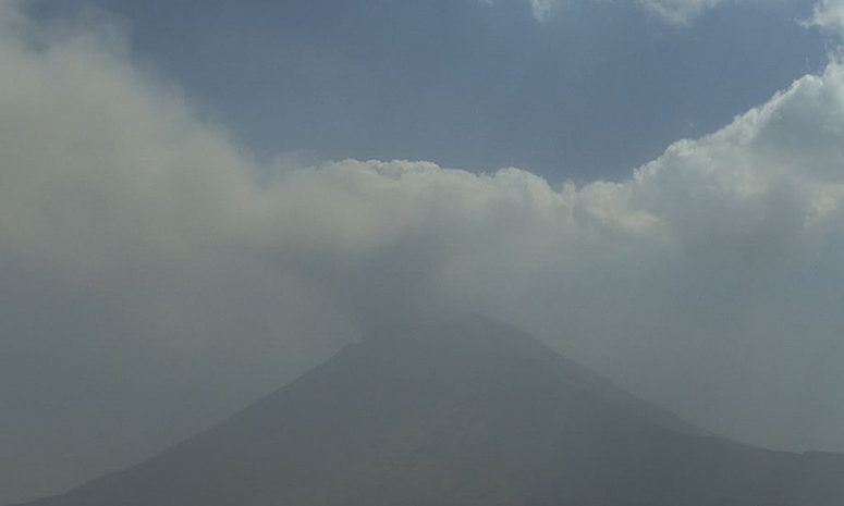 Con semáforo amarillo fase 2, Popocatépetl lanza ceniza a 11 municipios