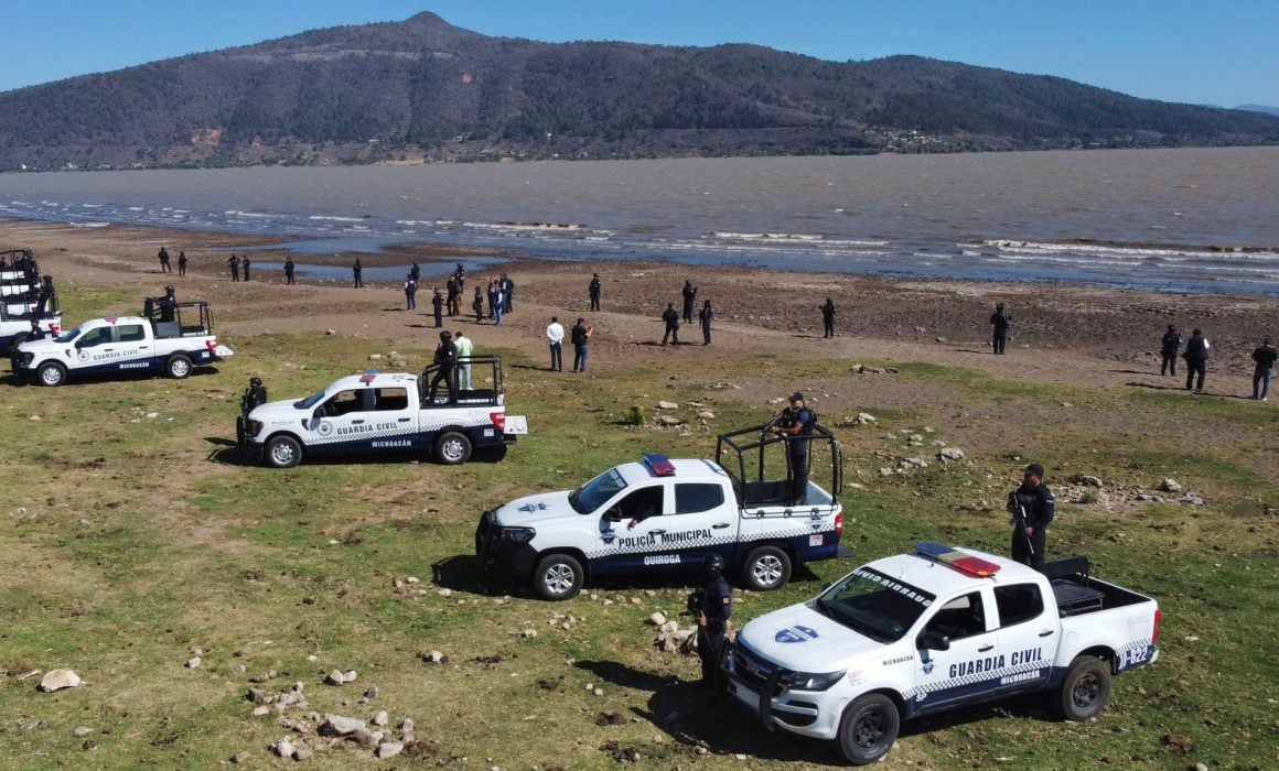 Cuida Guardia Civil el Lago de Pátzcuaro para evitar robo de agua ...