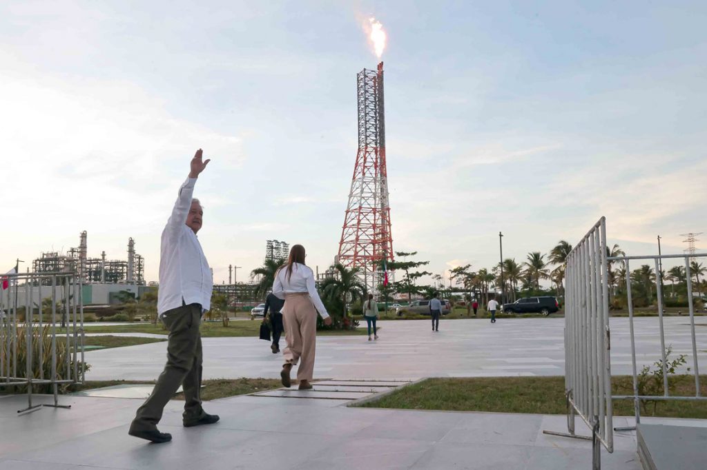 AMLO en Dos Bocas. Foto: Presidencia de la República