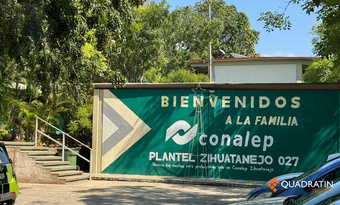 Paran labores maestros del Conalep de Zihuatanejo por falta de pago