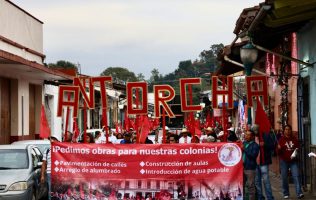 Anuncian antorchistas plantón en Coatepec