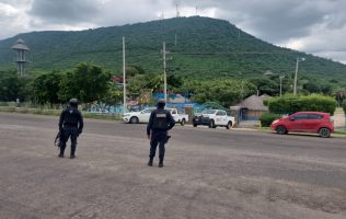 Instalan base policial en punto de hallazgo de 11 cuerpos en Culiacán