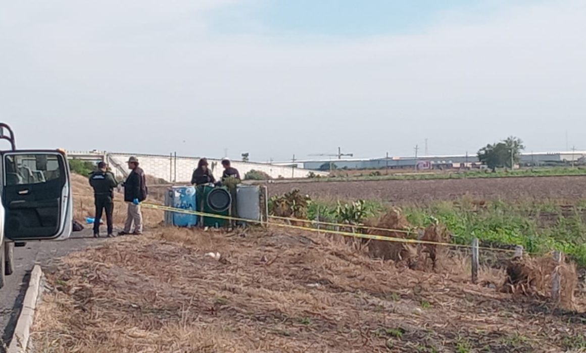 Dejan cuerpo en banca a la orilla de La Costera en Navolato