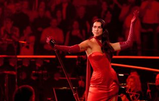 Revive Dua Lipa live from the Royal Albert Hall en álbum