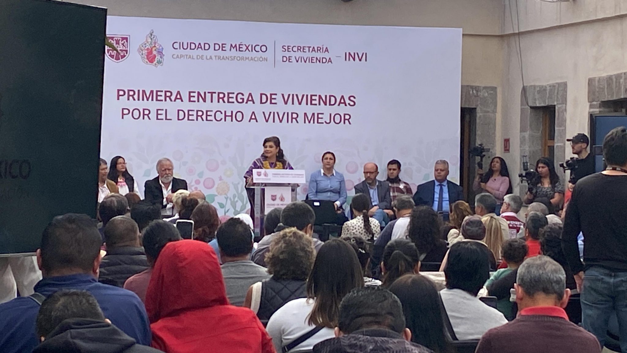 Entrega Clara Brugada 89 viviendas en la CDMX y promete 3 mil más ...