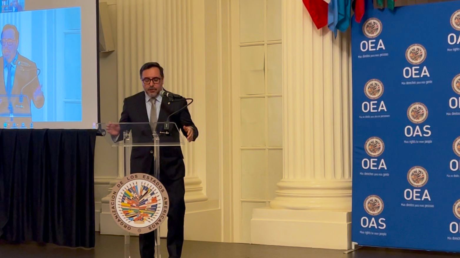 Para director del IPN, el Premio en Ciencia y Tecnología de la OEA