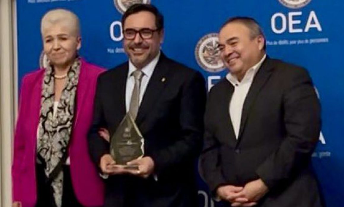 Para director del IPN, el Premio en Ciencia y Tecnología de la OEA