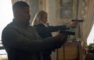 Cameron Diaz y Jamie Foxx en De vuelta a la acción