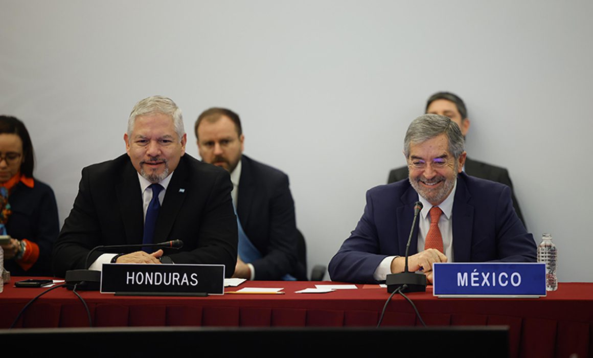 Juan Ramón de la Fuente en reunión sobre Movilidad Humana en la Ruta Norte del Continente