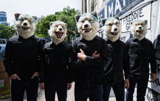 Man with a Mission lanza Reaching for the sky