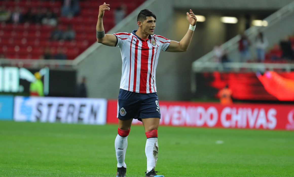 Negocia Chivas el regreso de Alan Pulido