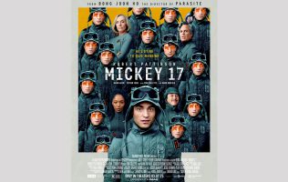 Póster de Mickey 17