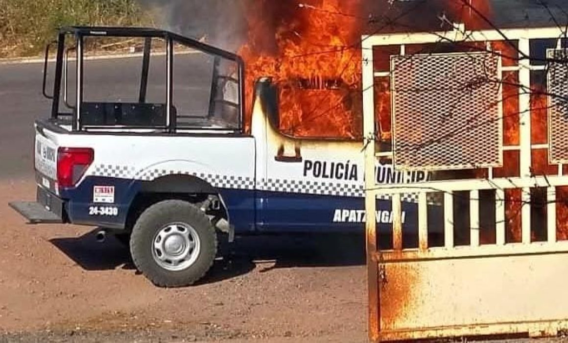 Con drones, atacan a policías de Apatzingán en Presa del Rosario