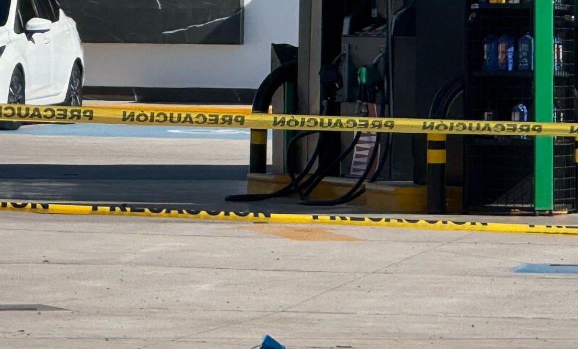 Hallan presunto explosivo en gasolinera de Culiacán