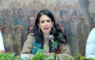 Sigue disputa por permanencia de exalcaldesa de Chilpancingo en Morena