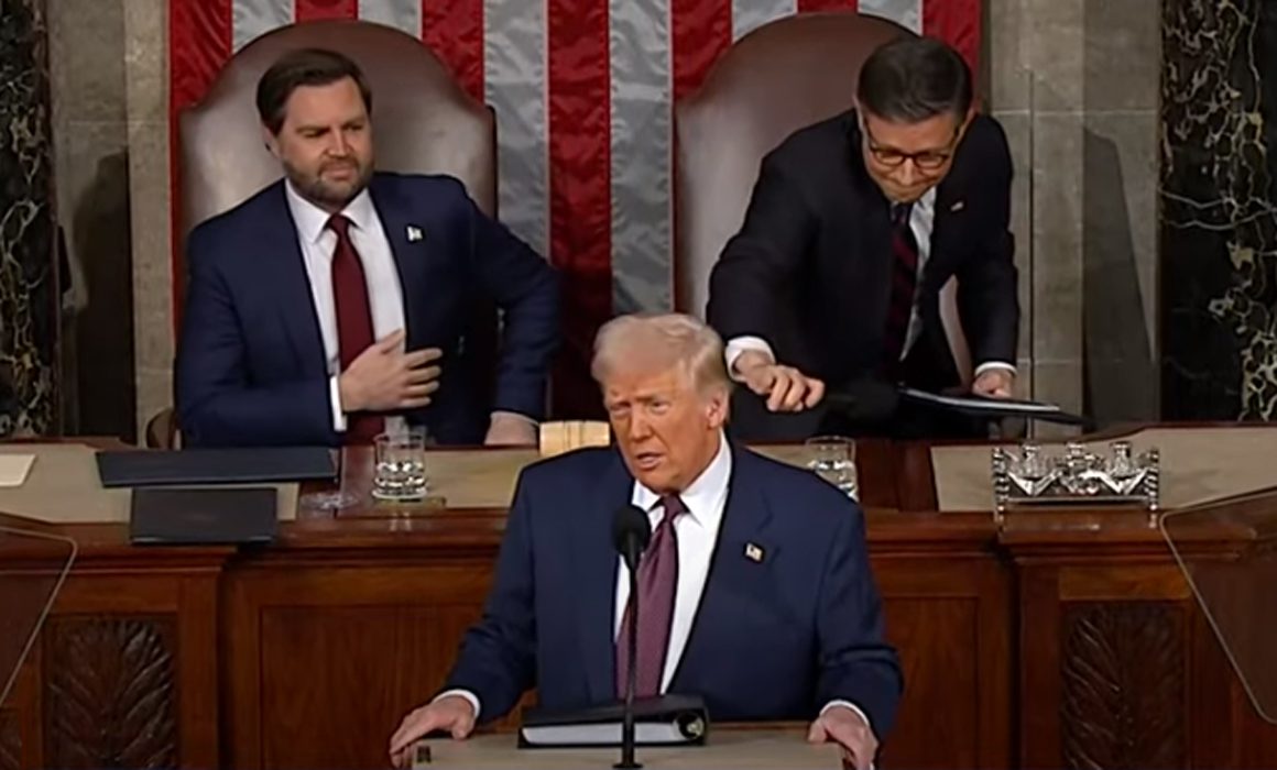 Donald Trump durante mensaje a la nación desde su Congreso