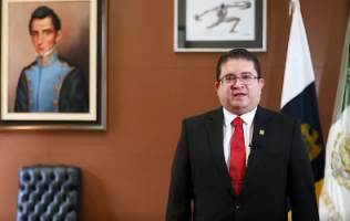 Detienen a rector de UAZ, acusado de violación de menor