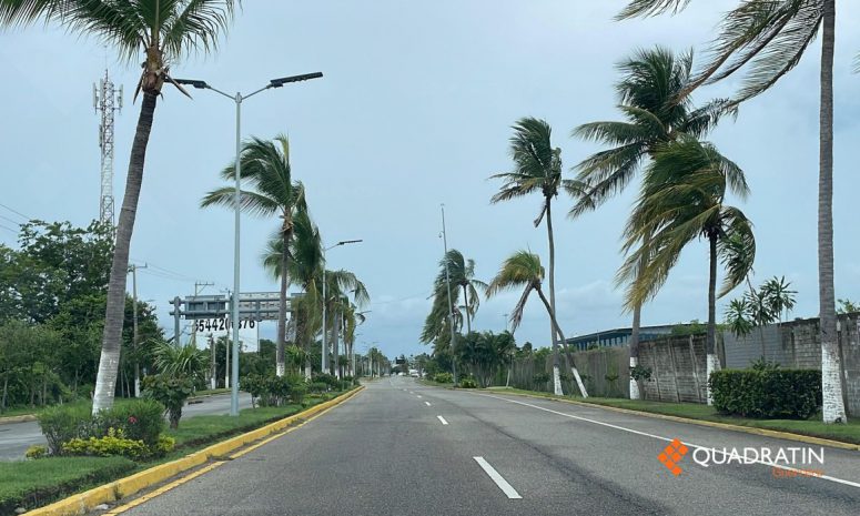 Ahuyentan lluvias de huracán Erick zona Diamante de Acapulco