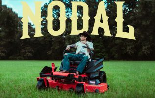 Sigue Christian Nodal pa’ delante porque La que se fue, se fue