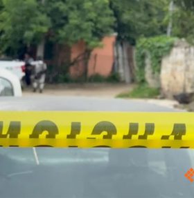 Queman taxi con un cuerpo en la cajuela en Acapulco