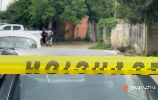 Queman taxi con un cuerpo en la cajuela en Acapulco