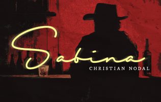 Extraña Christian Nodal a Sabina