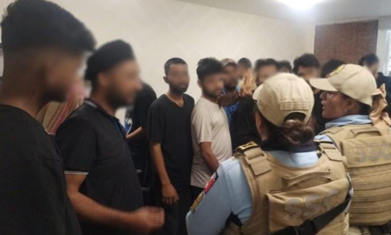 Enfrenta paquistaní extraditado cargos de tráfico de migrantes