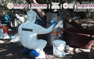 Asegura Semar casi 5 mil kilos de metanfetamina con valor de mil 321 mdp y neutraliza 2 narcolaboratorios en Culiacán