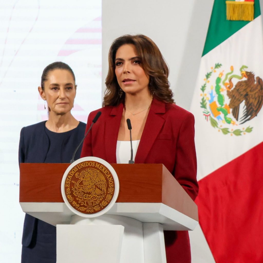 El gran sorteo especial tiene un premio mayor de 255 millones de pesos, en honor a los 255 años de la fundación de la Lotería Nacional, señaló la directoral de la Lotería Nacional, Olivia Salomón 