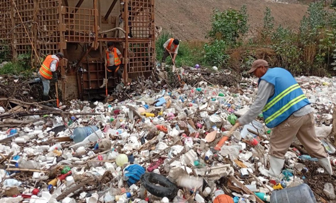 Retira 35 mil toneladas de basura de desagüe del Valle de México en 2025