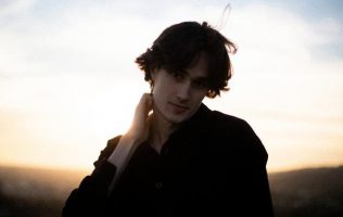 Escucha Arath Herce a Bob Dylan y Musas en mí