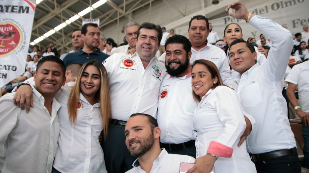 Desde su despacho en San Lázaro, Pedro Haces
mira el sindicalismo como una plaza donde el valor se mide en transparencia