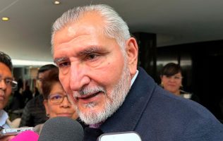 Justifica Adán Augusto muralla metálica en Palacio Nacional