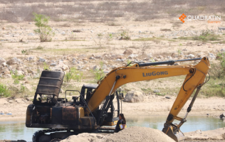 Balean a 3 obreros y queman 2 retroexcavadoras en Acapulco