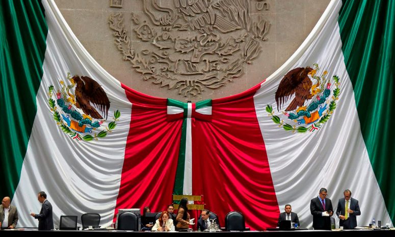 Avanza en lo general reforma sobre nacionalidad única para altos cargos