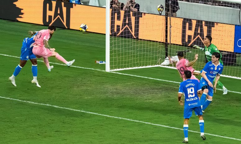 Messi celebra gol 100 con Campeones Cup