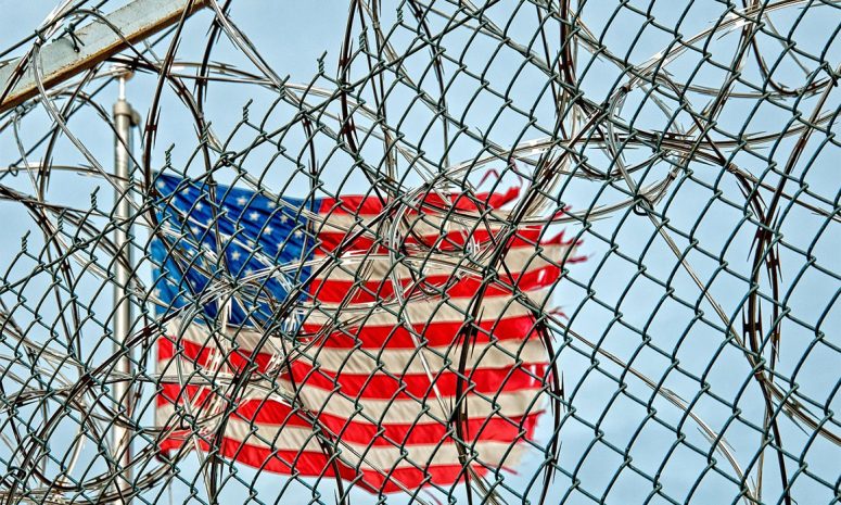 Acusan a ICE de gastar millones de dólares en centros de detenciones