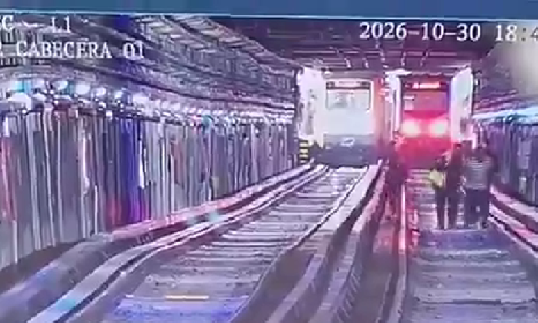 Ingresa persona a vías del Metro